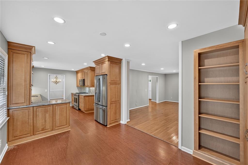 4682 Stonehenge Drive Property Photo 9