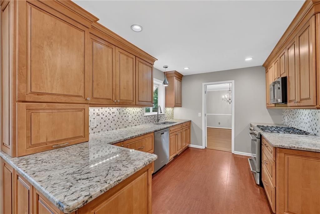 4682 Stonehenge Drive Property Photo 11