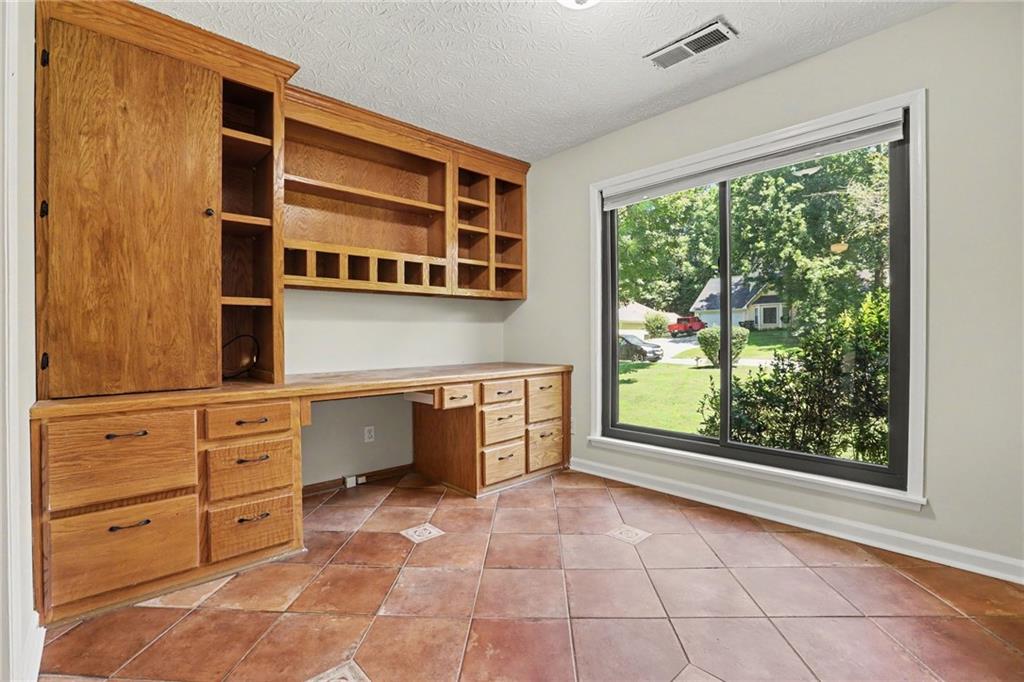 10900 Spotted Pony Trail Property Photo 14