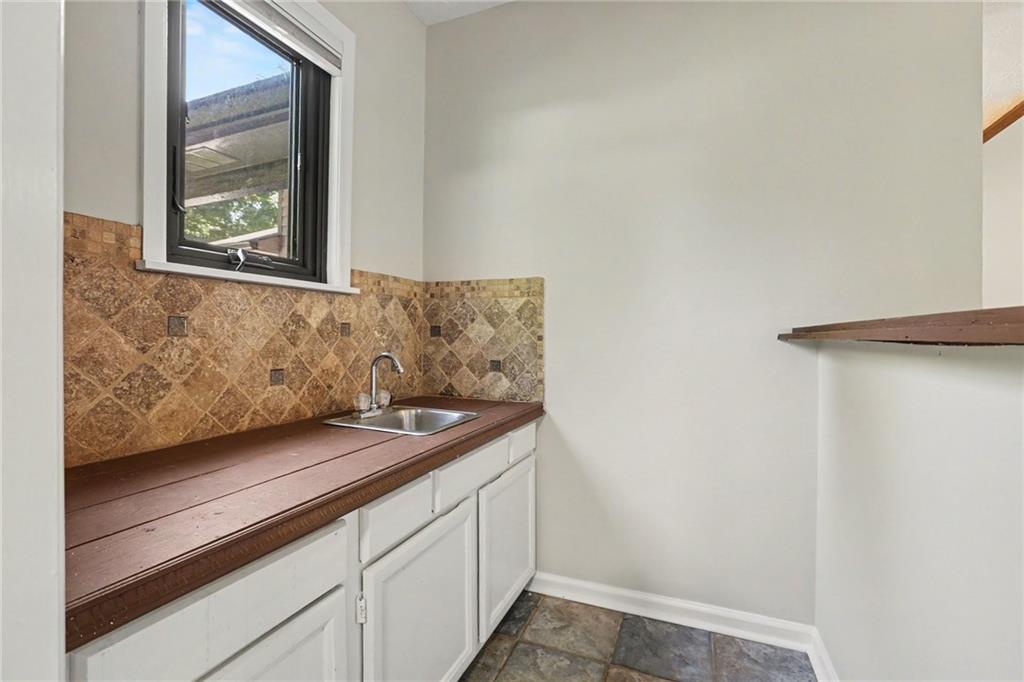 10900 Spotted Pony Trail Property Photo 16