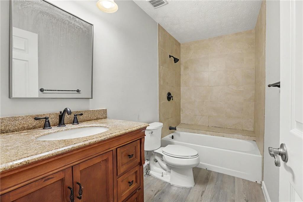 10900 Spotted Pony Trail Property Photo 18