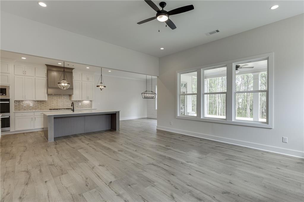 5410 Settingdown Road Property Photo 17