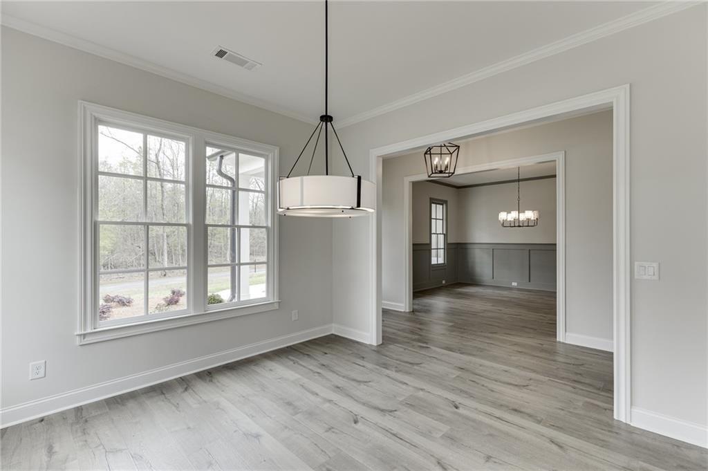 8155 Heardsville Court Property Photo 8