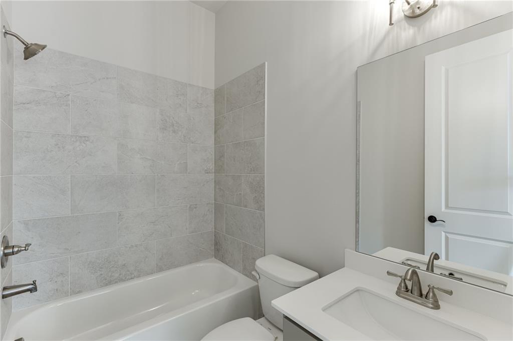 8155 Heardsville Court Property Photo 31