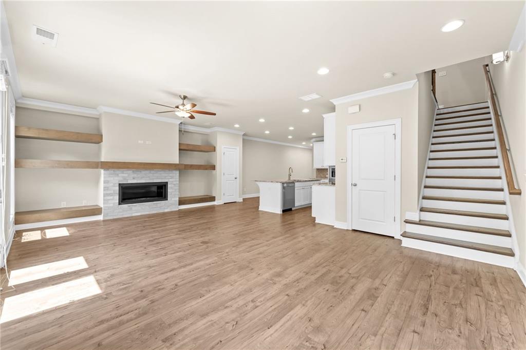 2028 Glenview Park Circle Property Photo 21