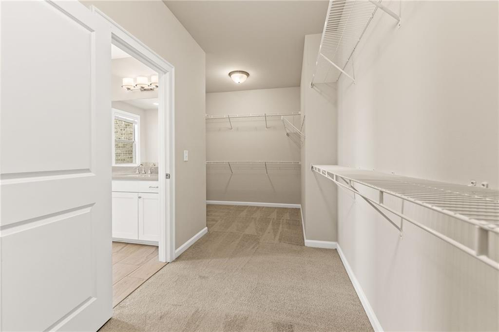 2028 Glenview Park Circle Property Photo 36