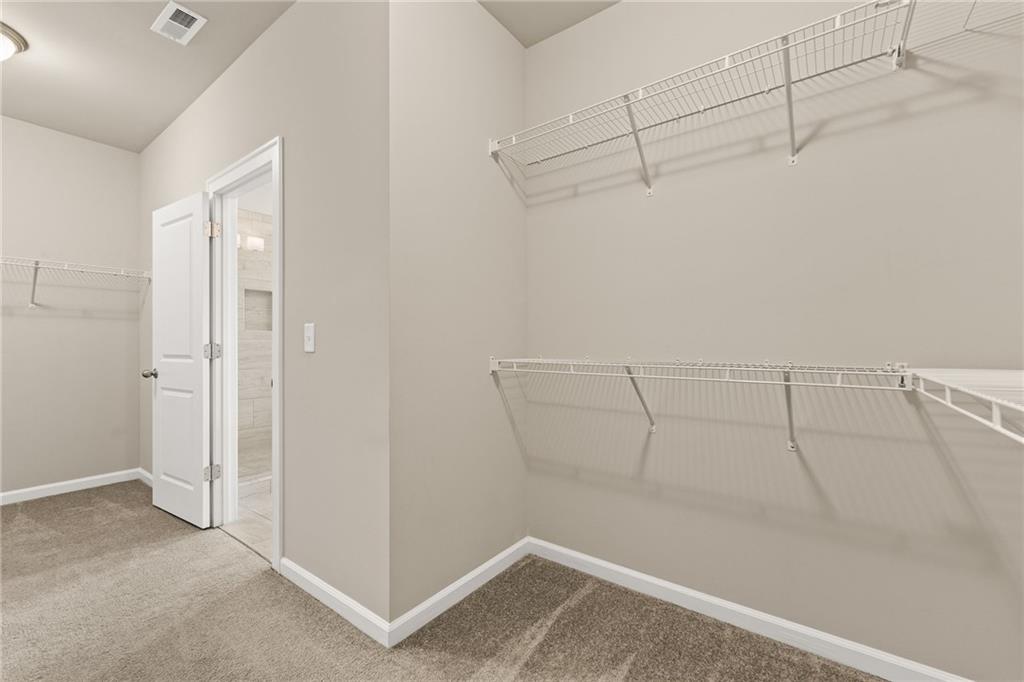 2028 Glenview Park Circle Property Photo 37
