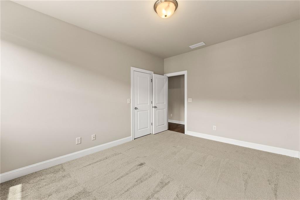2028 Glenview Park Circle Property Photo 41