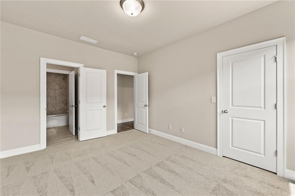 2028 Glenview Park Circle Property Photo 43