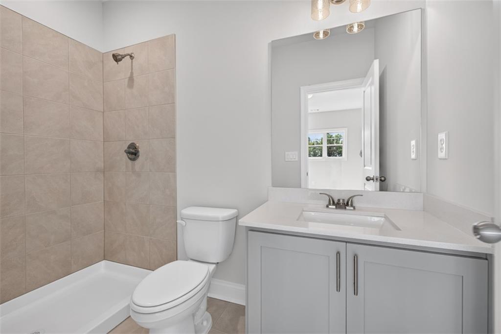 922 Homepark Circle Property Photo 25