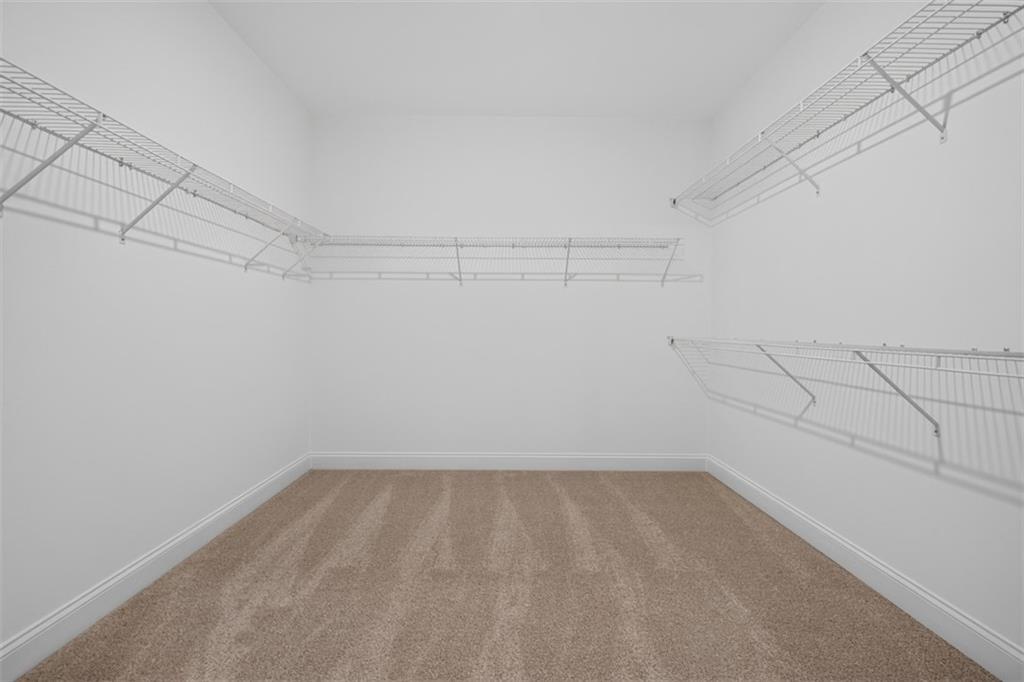982 Homepark Circle Property Photo 32