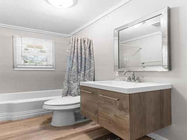 2164 Monroe Avenue Property Photo 9