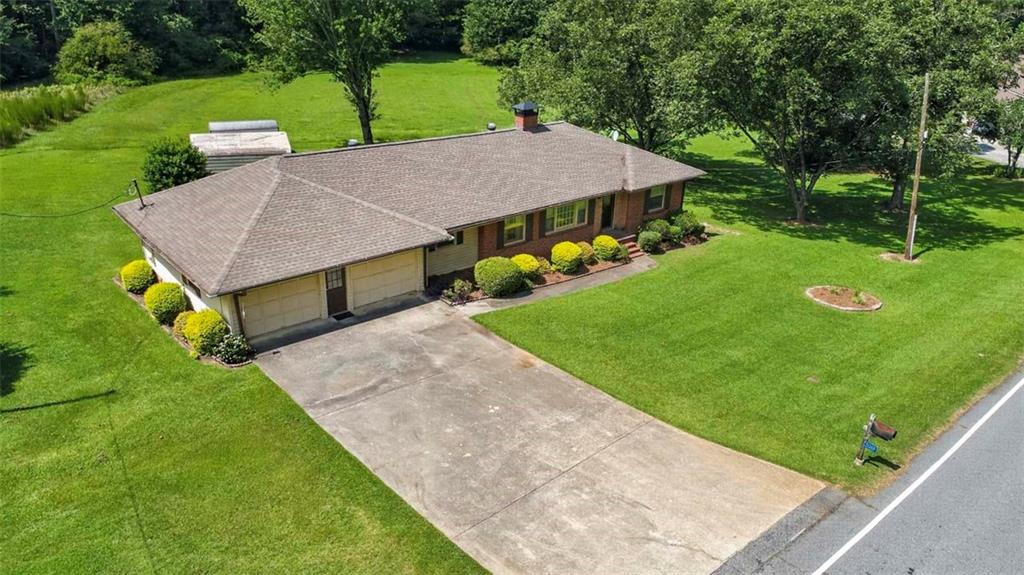 2069 Elmwood Circle Property Photo 1