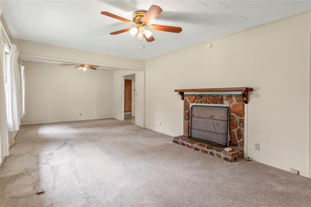 2069 Elmwood Circle Property Photo 13