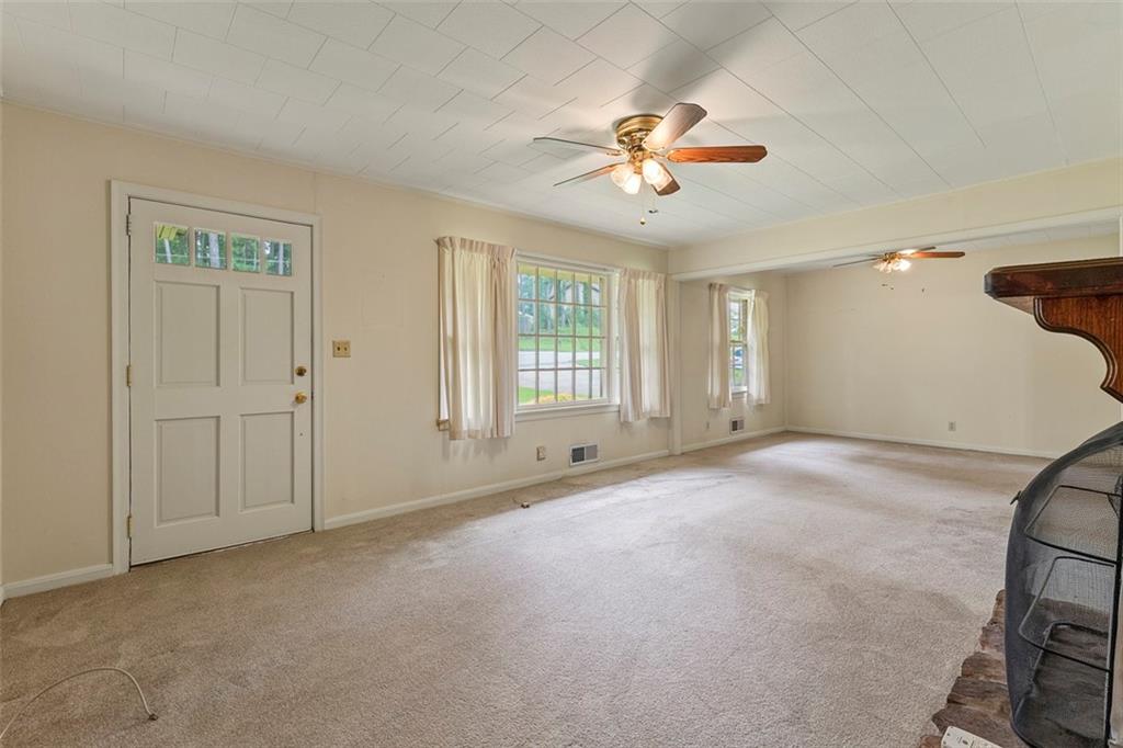 2069 Elmwood Circle Property Photo 16