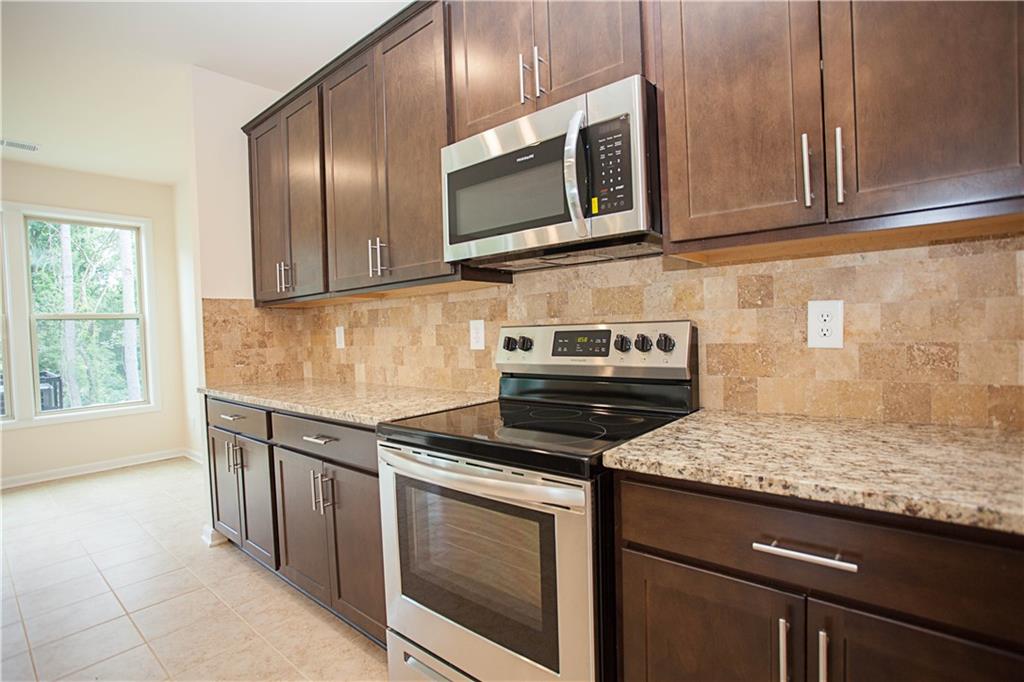 4505 Almanor Circle Property Photo 15