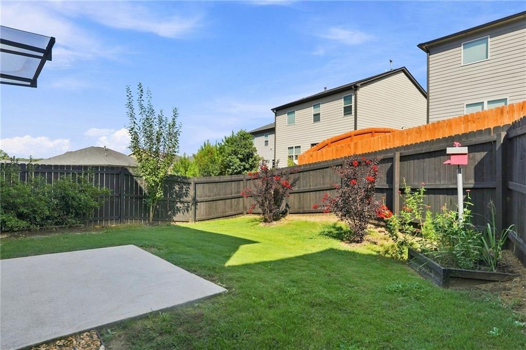 327 Winston Circle Property Photo 42