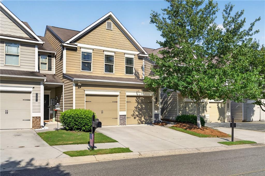 3383 Castleberry Village Circle Unit 150 Property Photo 1