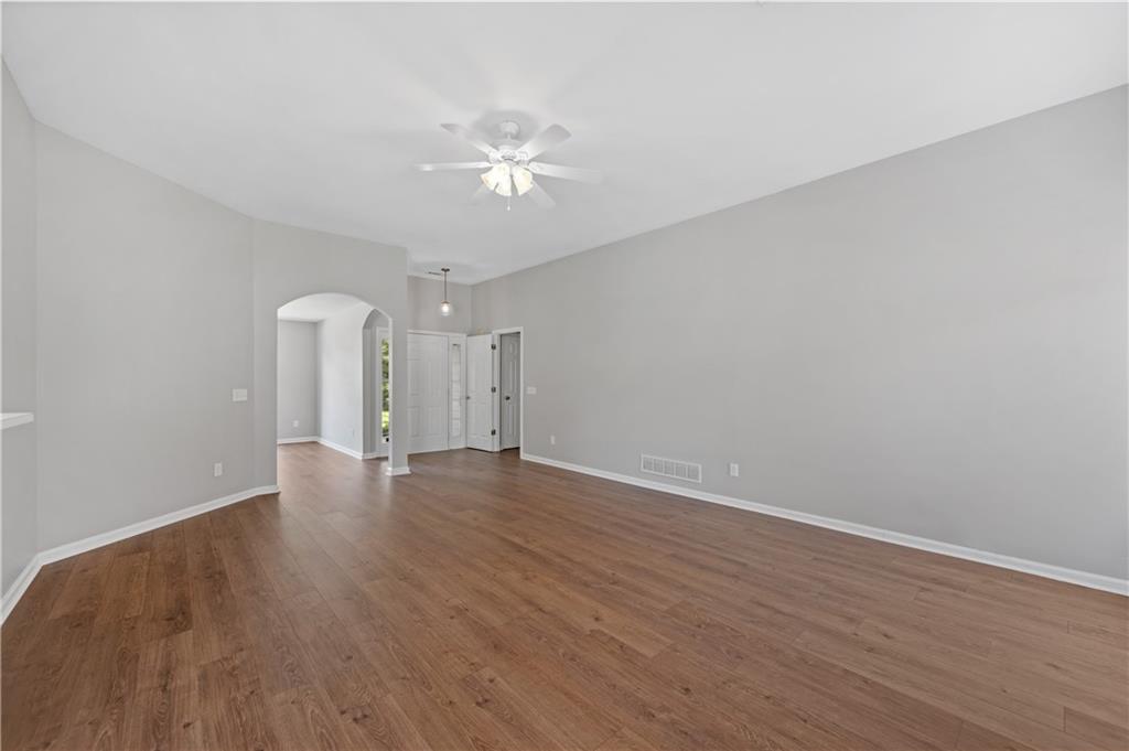 6375 Seymour Place Nw Property Photo 11