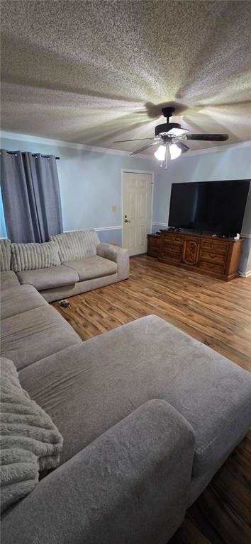 5831 Fieldstone Court Property Photo 3