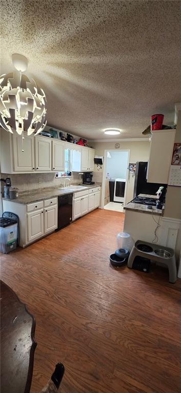 5831 Fieldstone Court Property Photo 8