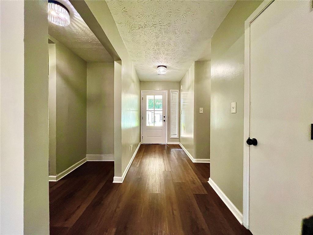 2034 Corners Circle Property Photo 5