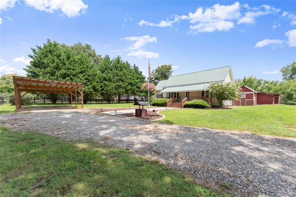 6806 Shoal Creek Road Property Photo 3