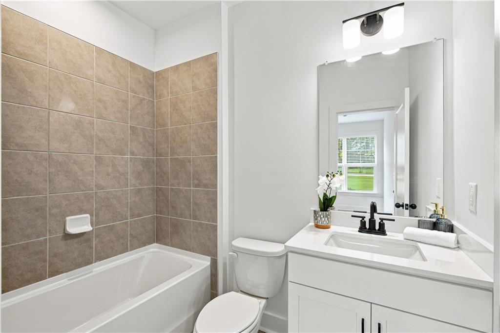 3401 Catalan Alley Property Photo 32