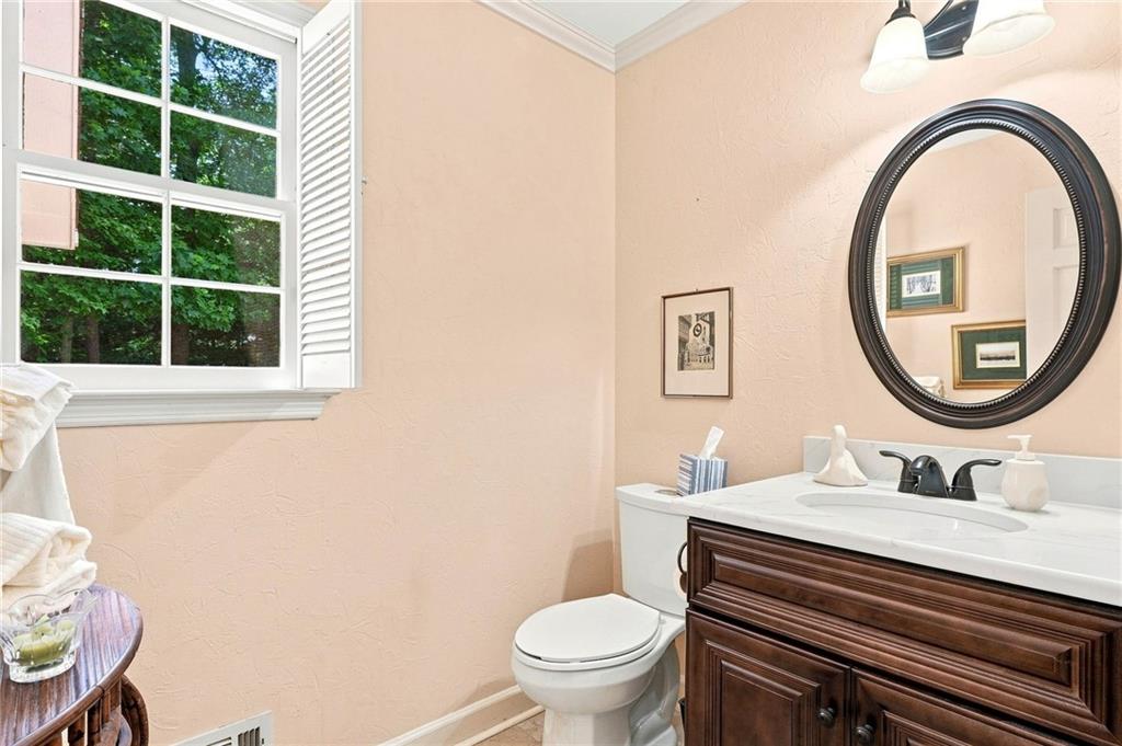 9173 Eves Circle Property Photo 16