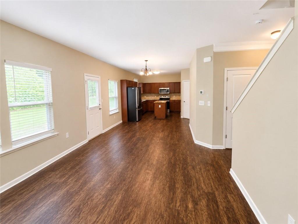 2170 Stonebrook Drive Property Photo 9