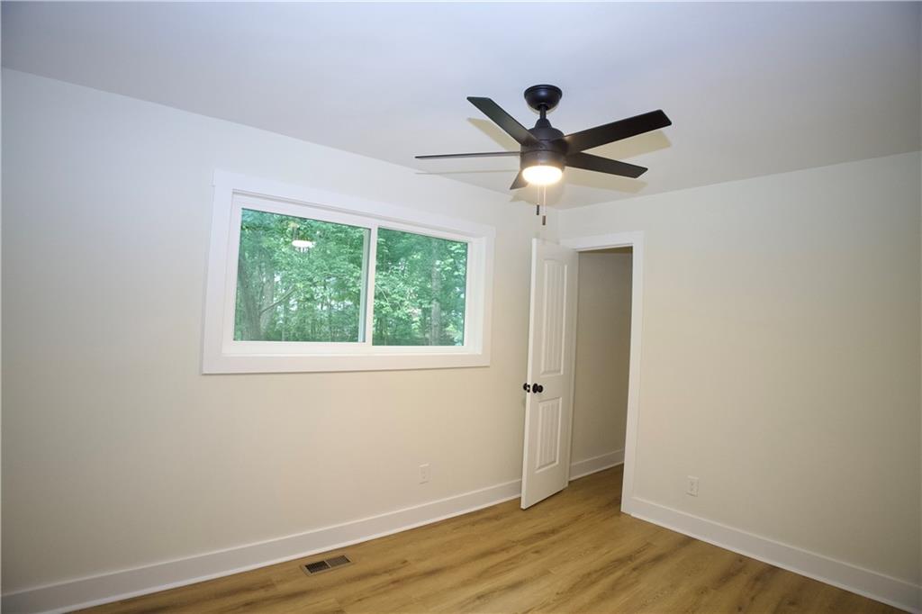 83 Thunderwood Trail Property Photo 10