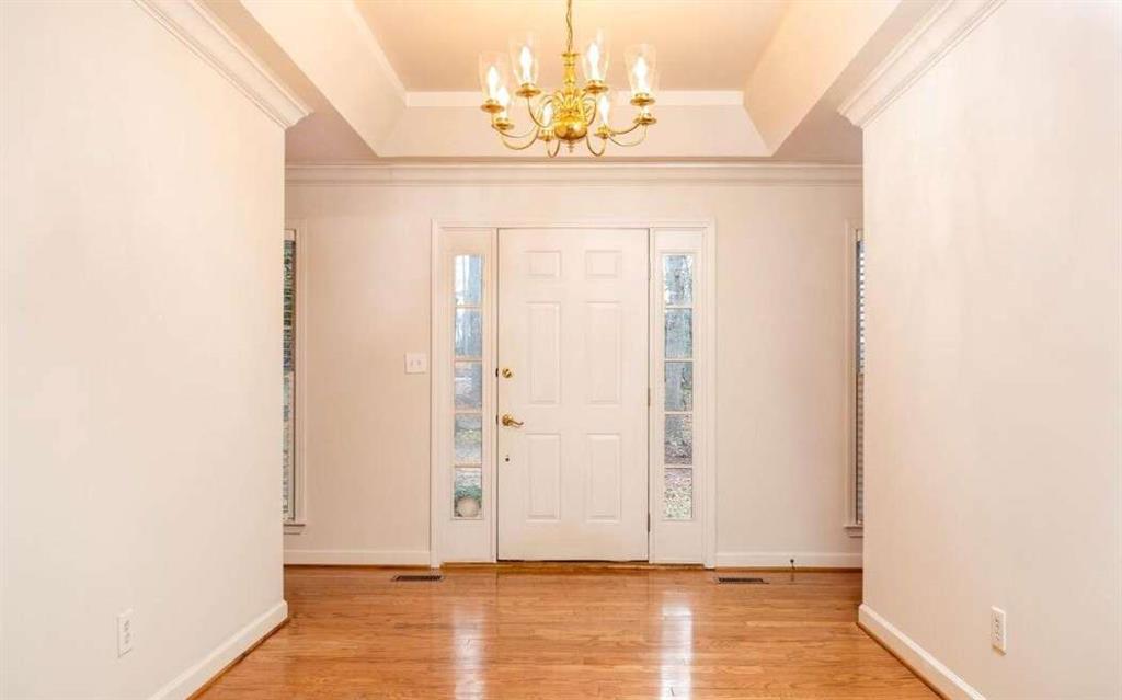 6582 Aquila Drive Property Photo 4