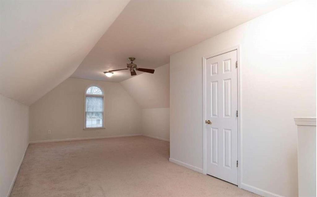 6582 Aquila Drive Property Photo 13