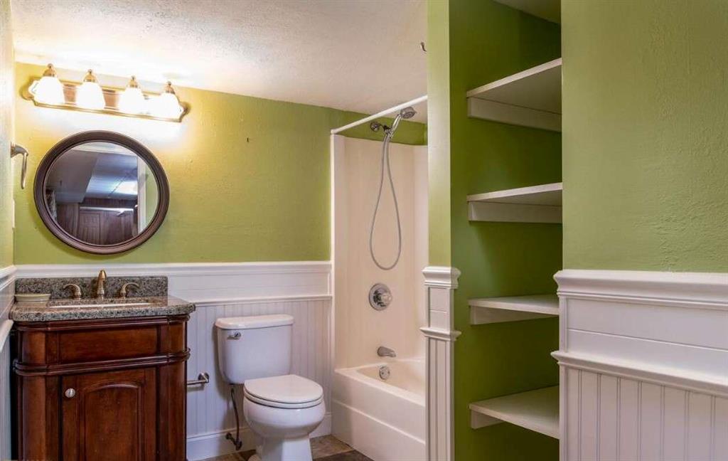 6582 Aquila Drive Property Photo 17