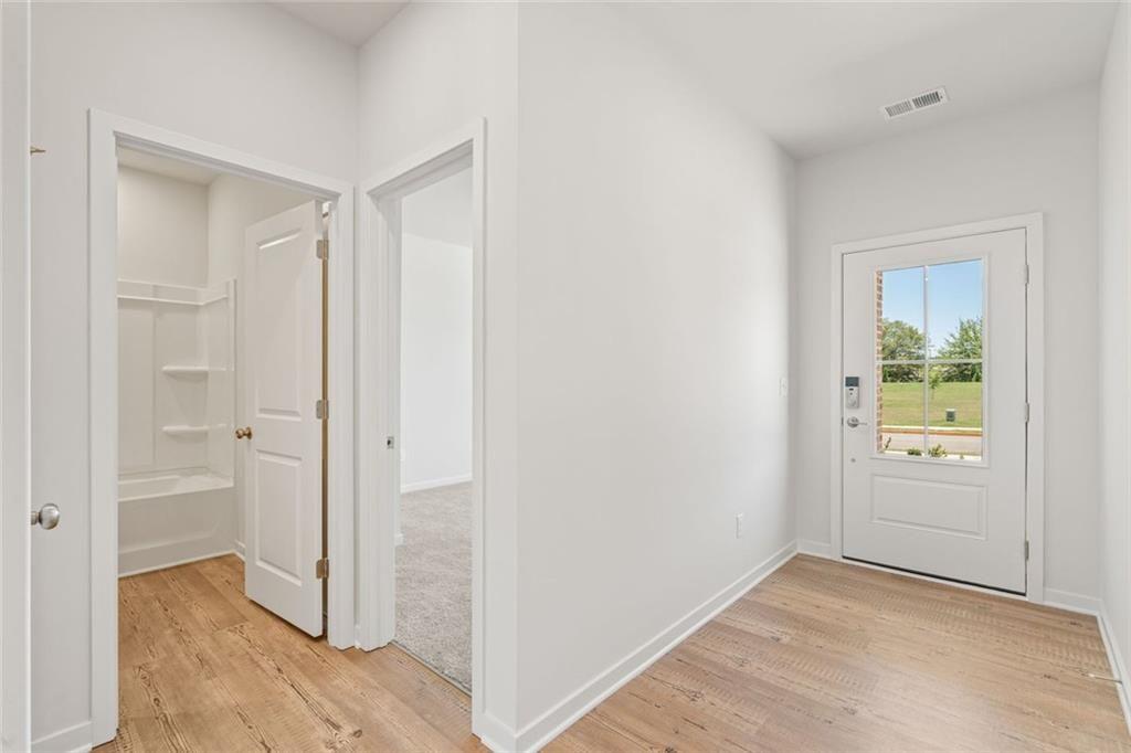 549 Baynes Court Property Photo 19