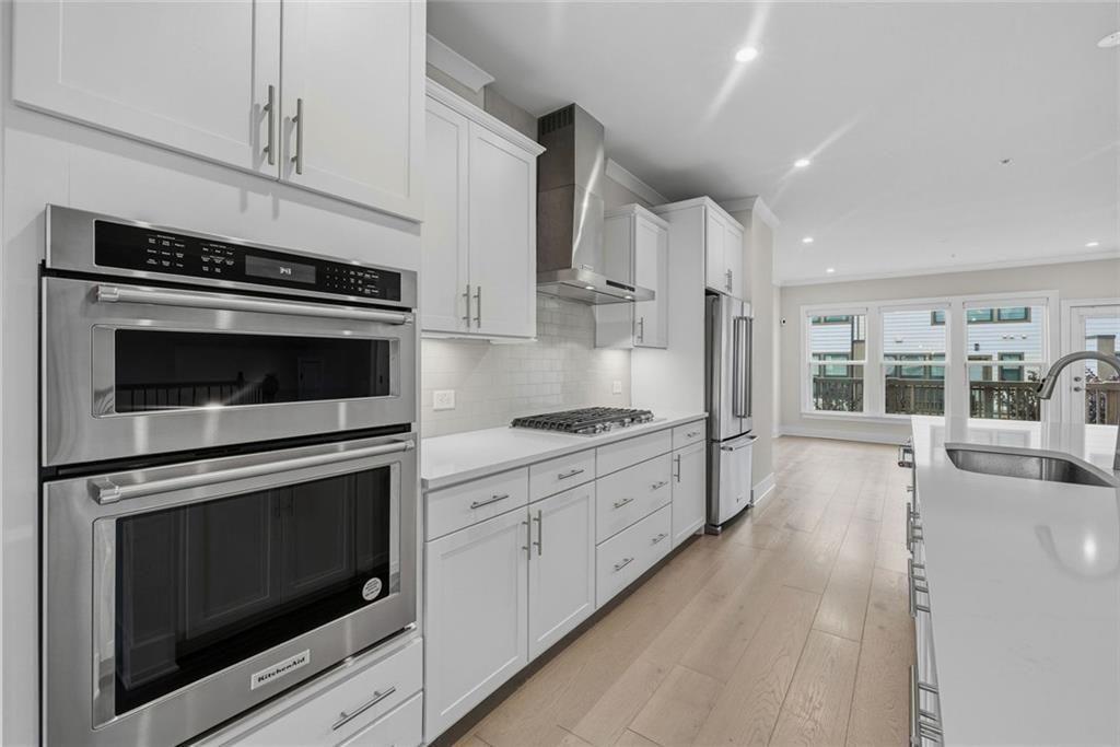 1012 Burnside Lane Nw Property Photo 6