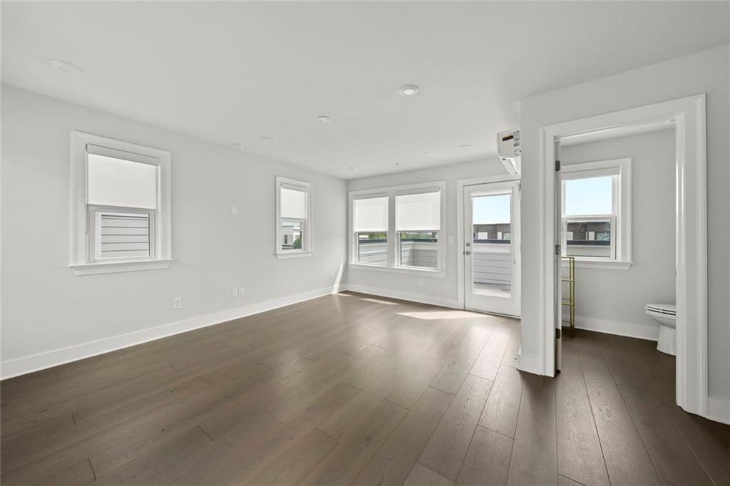1012 Burnside Lane Nw Property Photo 35
