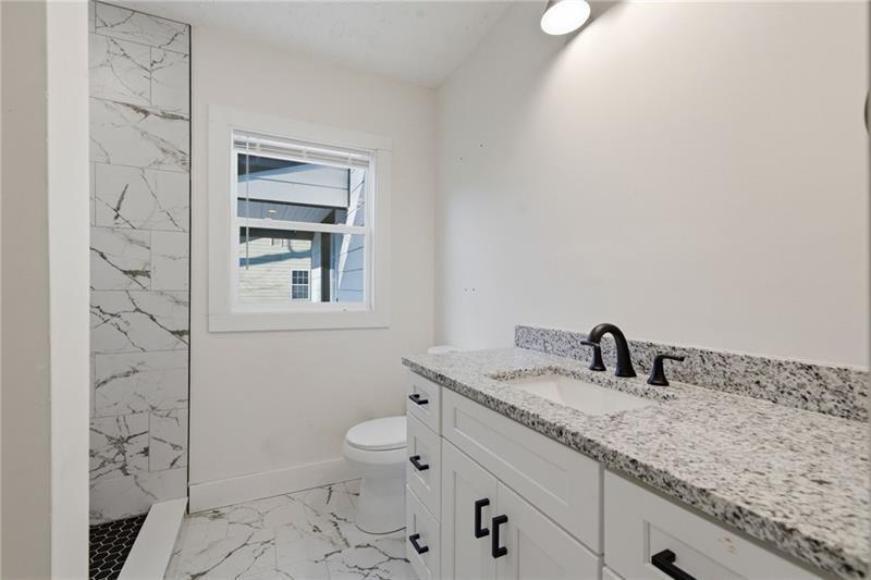 303 Glen Iris Drive Property Photo 20