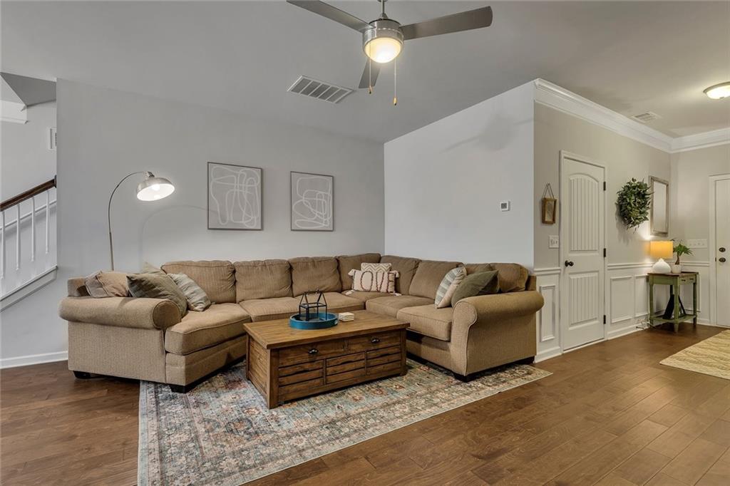 308 Valley Crossing Property Photo 6