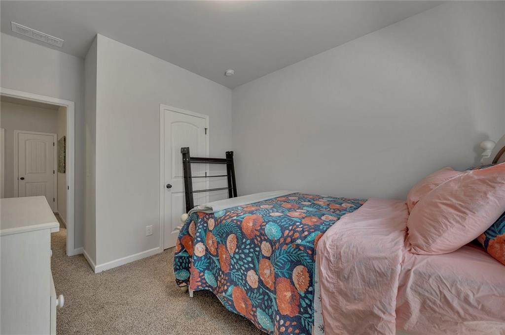 308 Valley Crossing Property Photo 26