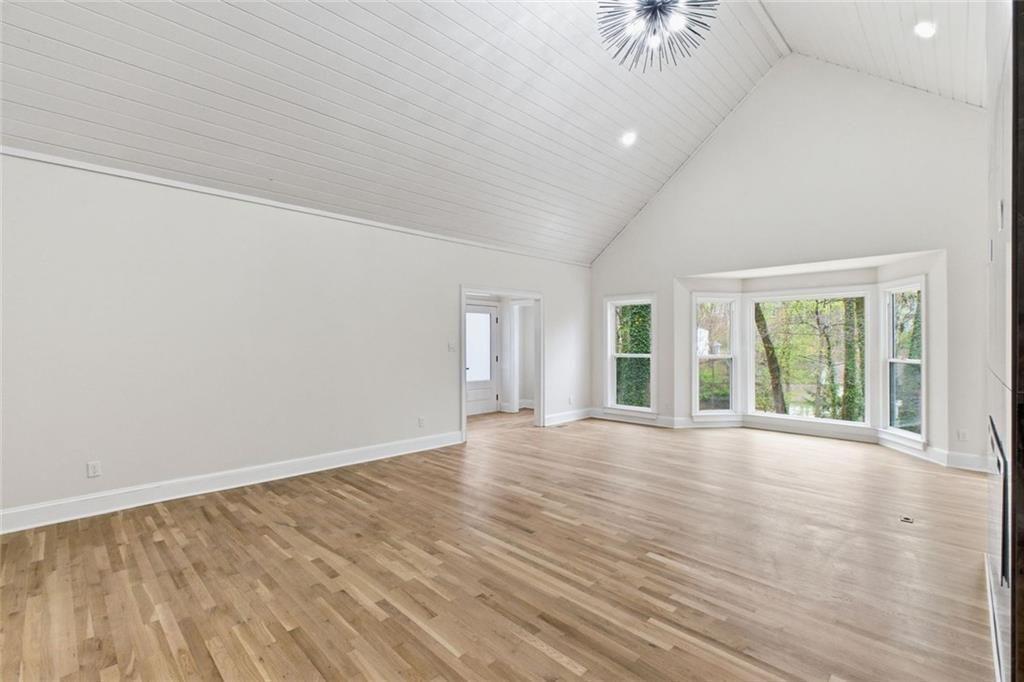 7170 Riverside Drive Nw Property Photo 13