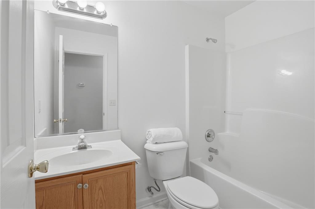 8790 Baycreek Ln Property Photo 10