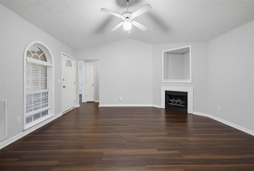 9201 Tarnwood Circle Property Photo 6