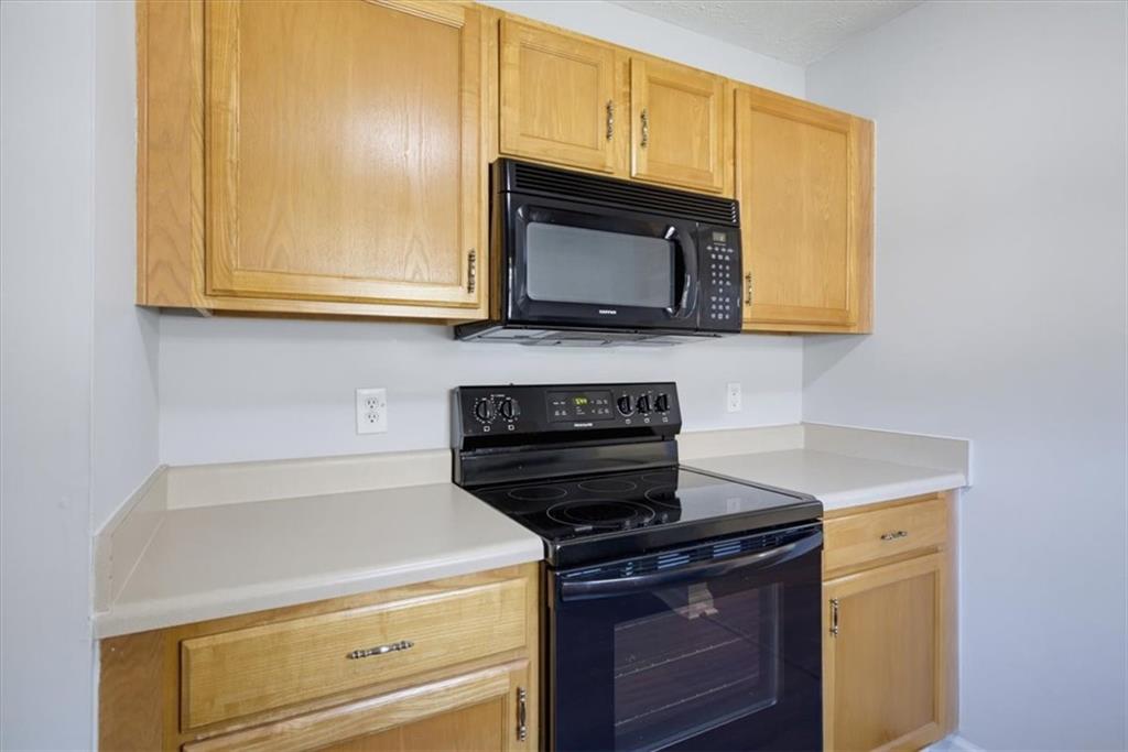 9201 Tarnwood Circle Property Photo 12