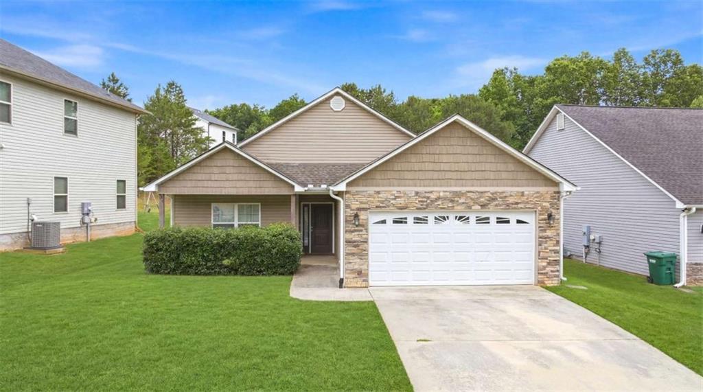 540 Highland Pointe Drive Property Photo 1