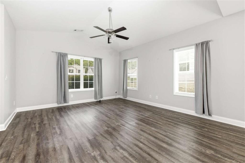540 Highland Pointe Drive Property Photo 8