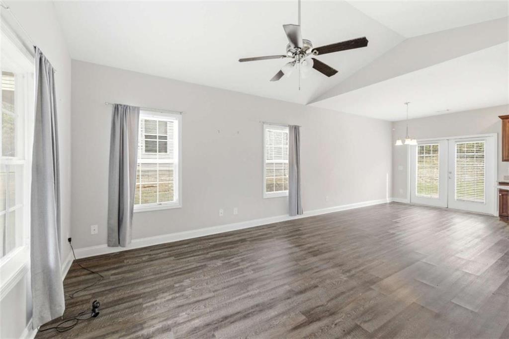 540 Highland Pointe Drive Property Photo 9