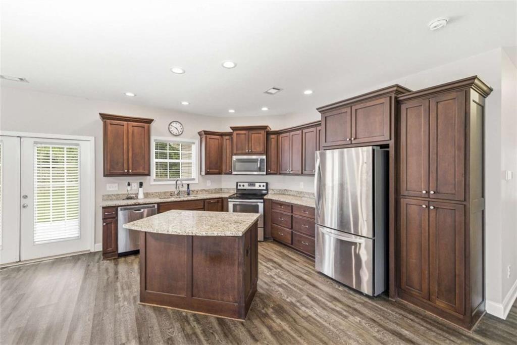 540 Highland Pointe Drive Property Photo 10