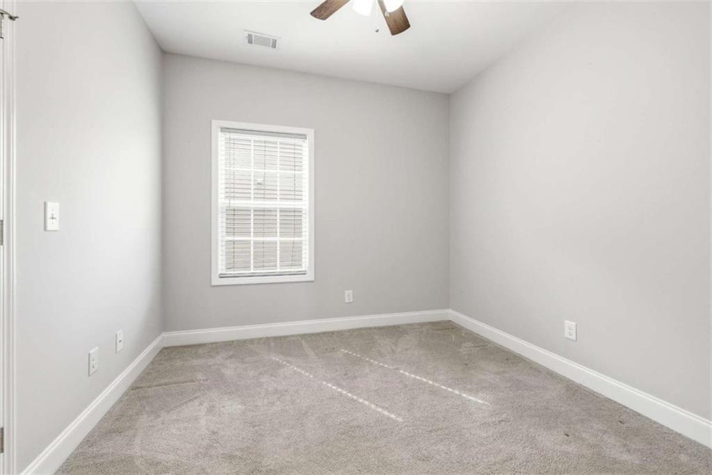 540 Highland Pointe Drive Property Photo 20
