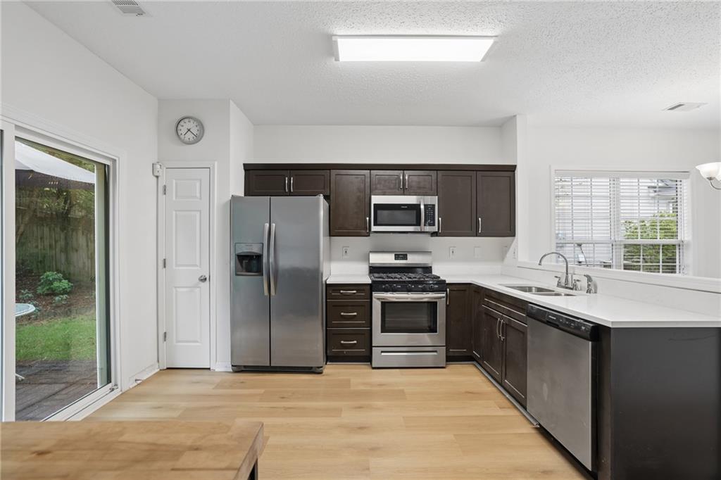 10915 Wittenridge Drive Property Photo 11